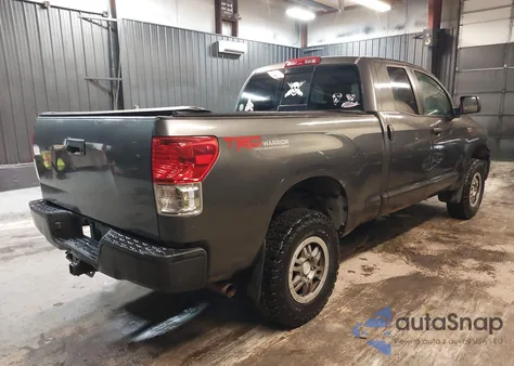 2013 Toyota Tundra Grade 5.7L V8 из США, поврежденный, VIN 5TFUY5F1XDX322004